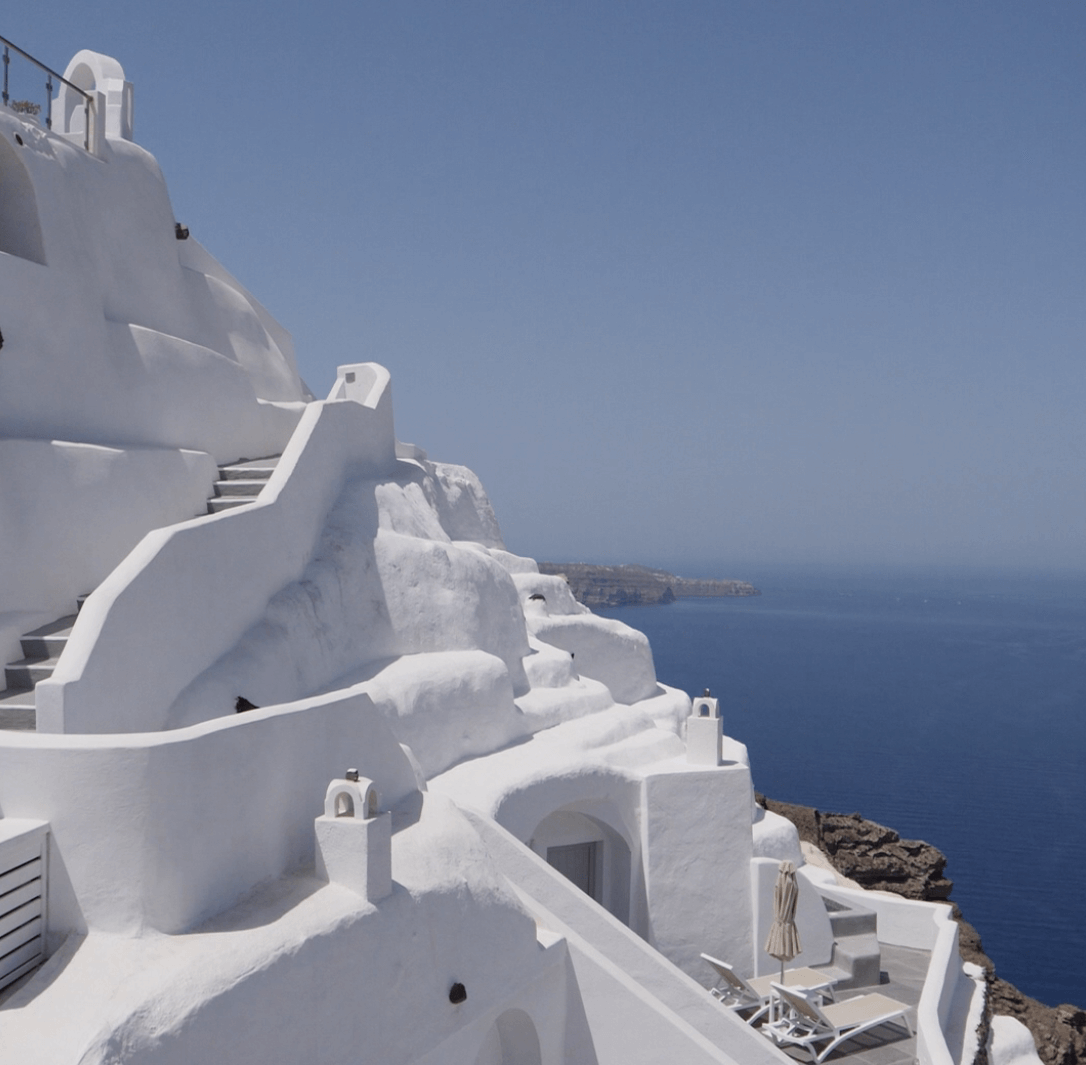 Santorini Shopping: A beautiful view from Santorini island